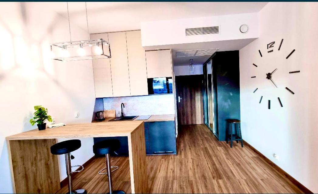 Hanza Tower De Lux Green 슈체친 외부 사진